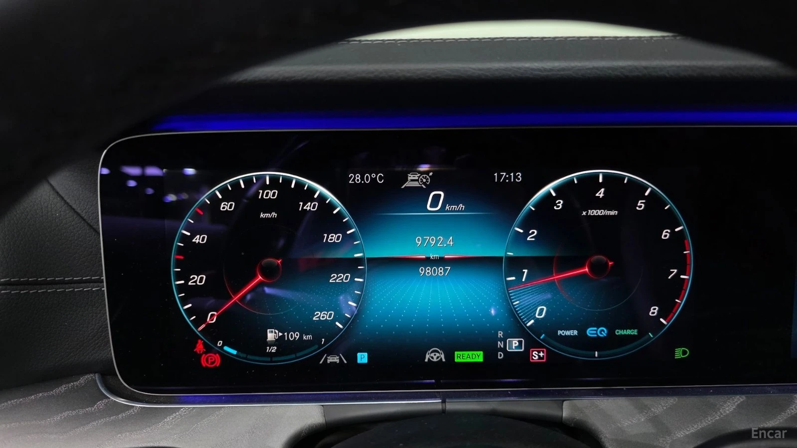 Mercedes-Benz E 450 4MATIC/AMG-LINE/DRIVE-ASSISTS/SUNROOF, снимка 10 - Автомобили и джипове - 55688200