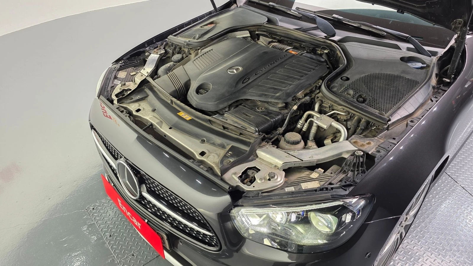 Mercedes-Benz E 450 4MATIC/AMG-LINE/DRIVE-ASSISTS/SUNROOF, снимка 15 - Автомобили и джипове - 55688200