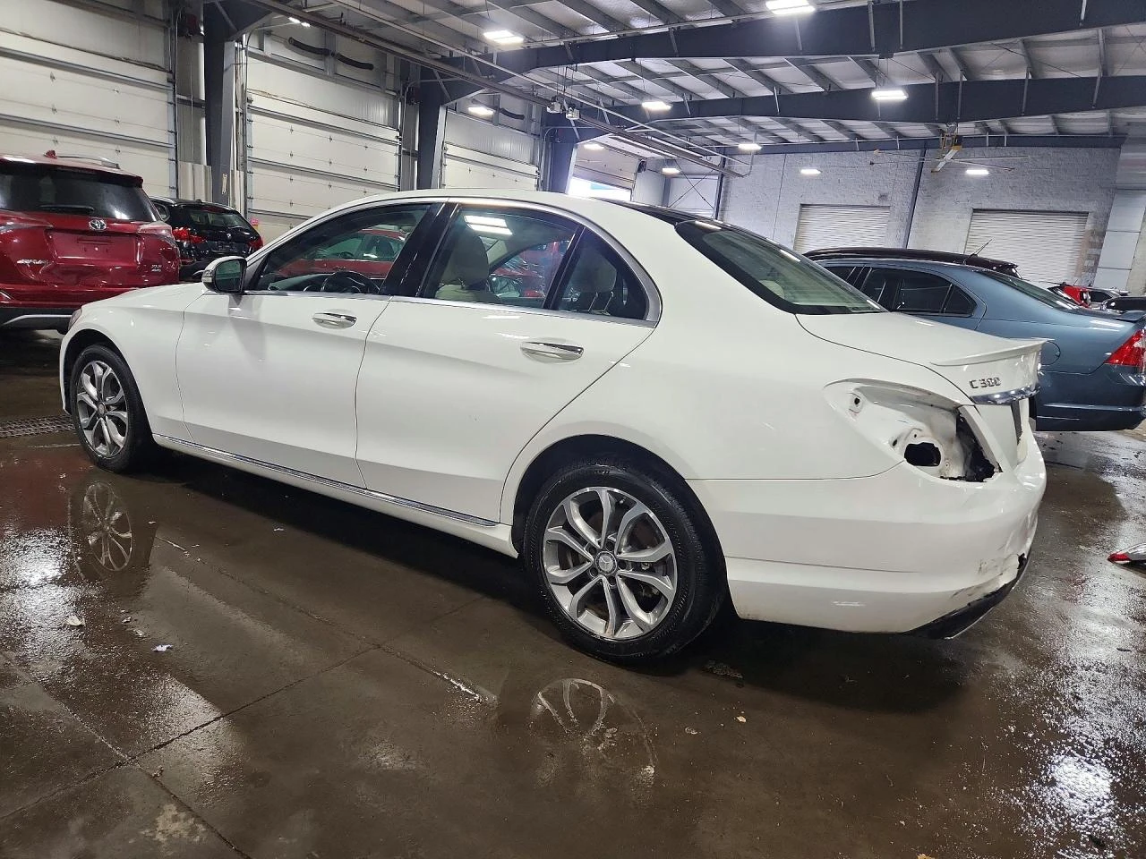 Mercedes-Benz C 300 2.0l 4Matic, снимка 2 - Автомобили и джипове - 55773332