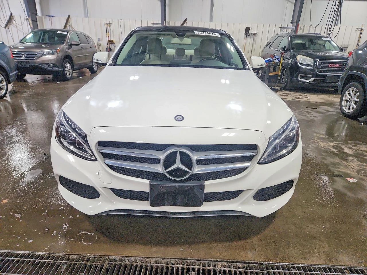 Mercedes-Benz C 300 2.0l 4Matic, снимка 5 - Автомобили и джипове - 55773332
