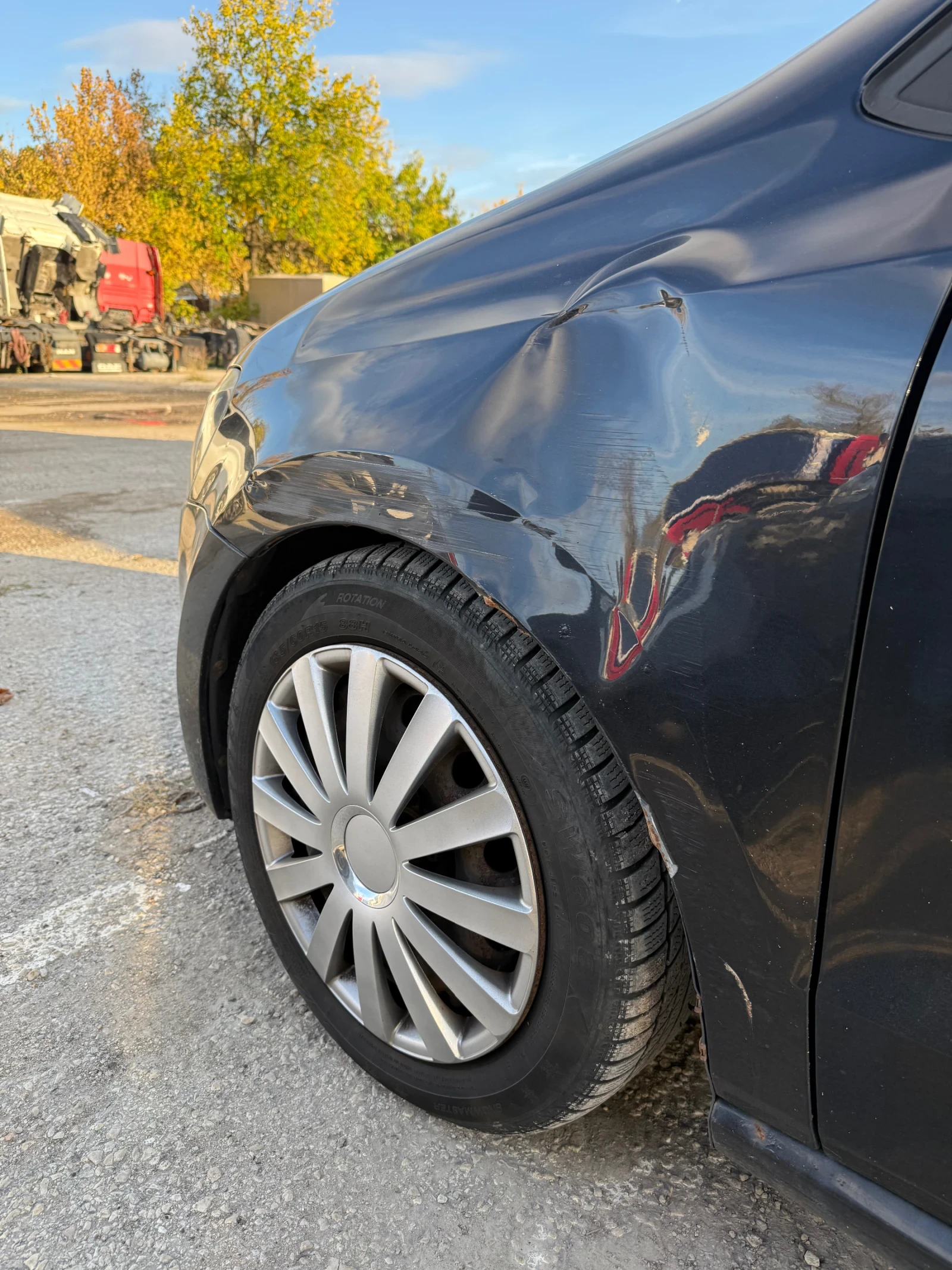VW Polo 1.6 TDI, снимка 5 - Автомобили и джипове - 56601847