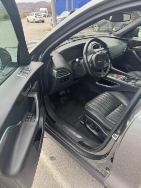 Jaguar F-PACE Full/Led/Digital - 110000 kм, снимка 10
