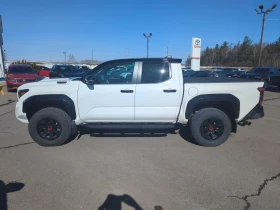 Toyota Tacoma * Hybrid * CARFAX * ОПЦИЯ ЗА ФИНАНСИРАНЕ, снимка 2