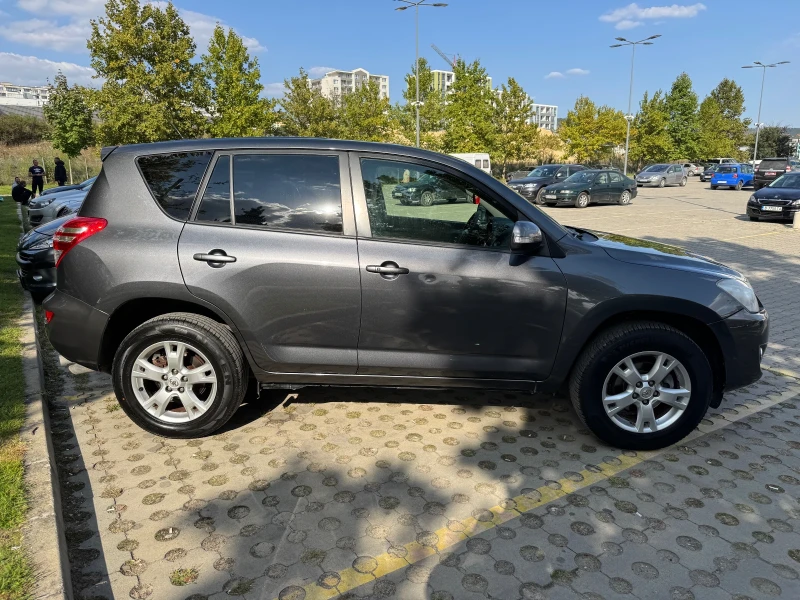 Toyota Rav4 D-4d / 150к.с., снимка 4 - Автомобили и джипове - 47313734