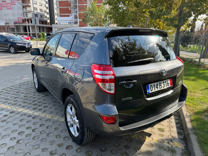 Toyota Rav4 D-4d / 150к.с., снимка 6 - Автомобили и джипове - 47313734