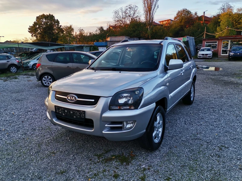 Kia Sportage 2.0, снимка 3 - Автомобили и джипове - 47561671