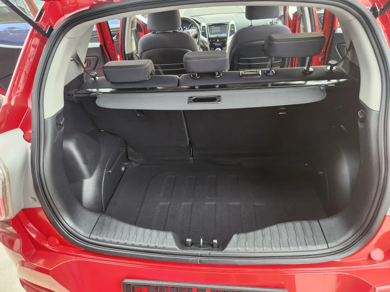 SsangYong Tivoli 1.6I-128к.с EURO 6b-НАВИГАЦИЯ-ШВЕЙЦАРИЯ, снимка 16 - Автомобили и джипове - 50661850