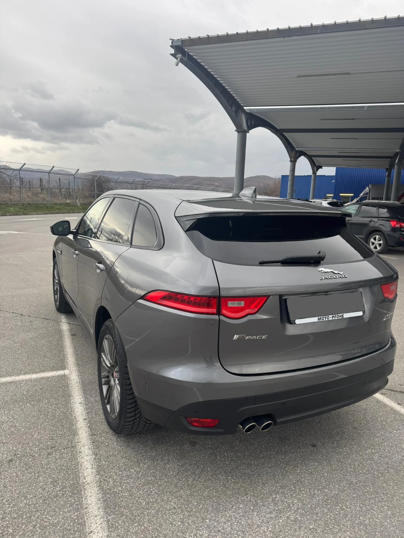 Jaguar F-PACE Full/Led/Digital - 110000 kм, снимка 7 - Автомобили и джипове - 53073360