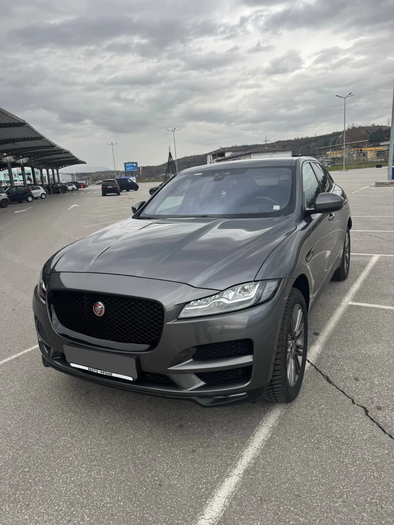 Jaguar F-PACE Full/Led/Digital - 110000 kм, снимка 2 - Автомобили и джипове - 53073360