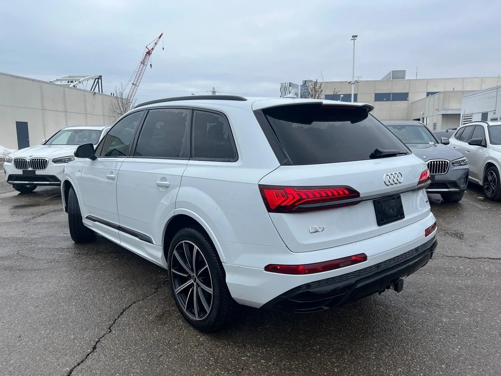 Audi Q7  Komfort | Pano Roof | 7-Passenger | CarPlay |  - изображение 4