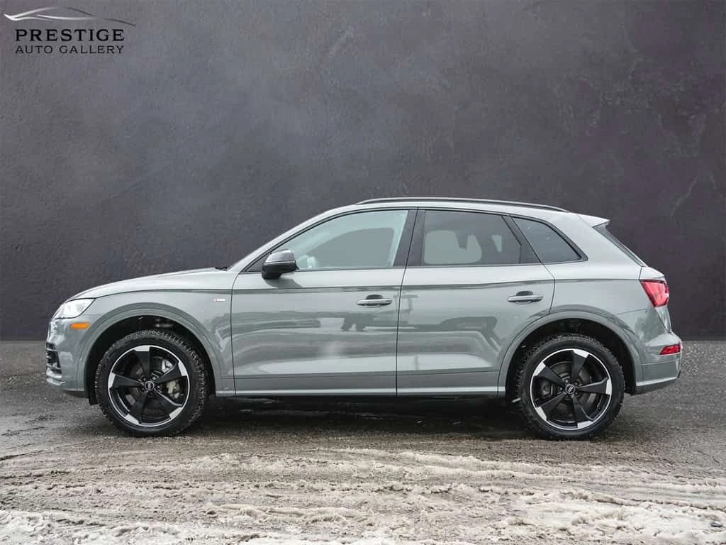 Audi Q5 * Technik QUATTRO BLACK OPTICS CLEAN CARFAX S LINE, снимка 5 - Автомобили и джипове - 53847157