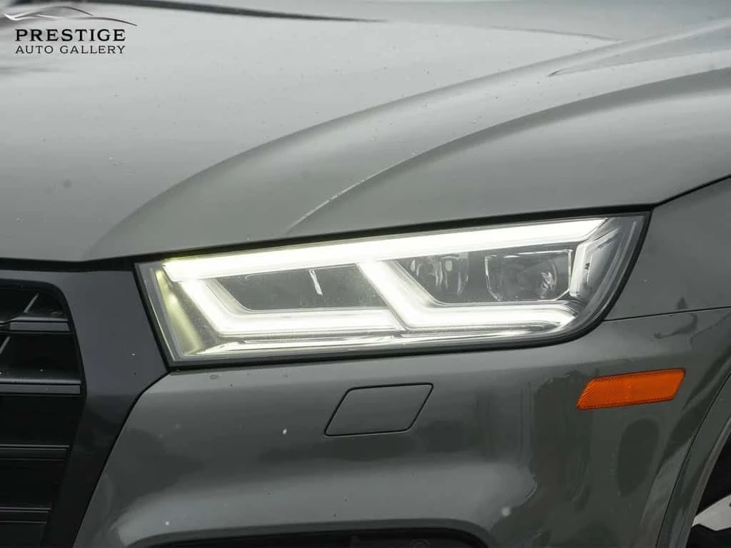 Audi Q5 * Technik QUATTRO BLACK OPTICS CLEAN CARFAX S LINE, снимка 7 - Автомобили и джипове - 53847157