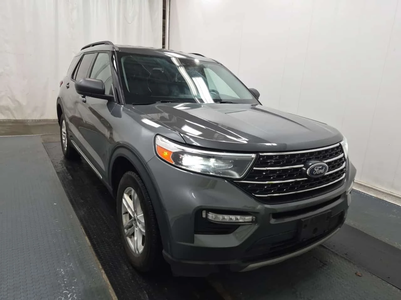 Ford Explorer * XLT * АВТОКРЕДИТ БЕЗ ПЪРВОНАЧАЛНА ВНОСКА * , снимка 2 - Автомобили и джипове - 54605585