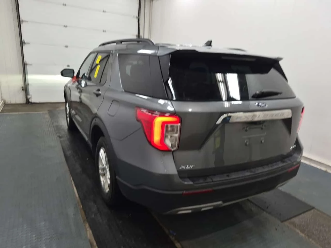 Ford Explorer * XLT * АВТОКРЕДИТ БЕЗ ПЪРВОНАЧАЛНА ВНОСКА * , снимка 4 - Автомобили и джипове - 54605585