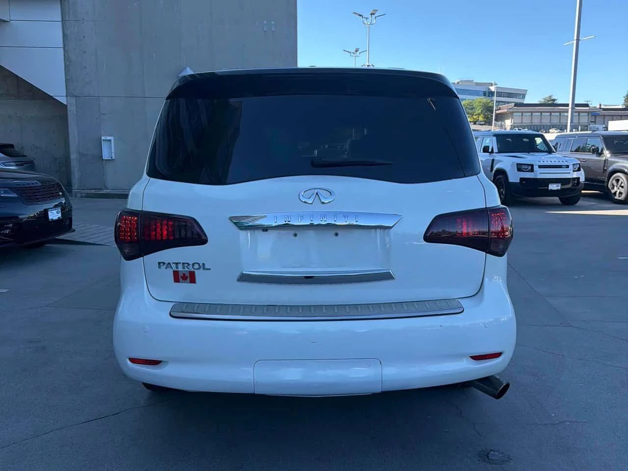 Infiniti QX56 * 7 passenger * АВТОКРЕДИТ БЕЗ ПЪРВОНАЧАЛНА ВНОСКА, снимка 4 - Автомобили и джипове - 55528591