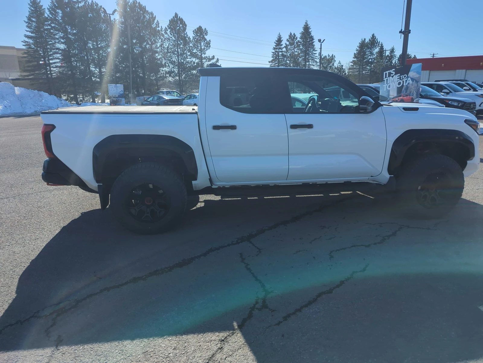Toyota Tacoma * Hybrid * CARFAX * ОПЦИЯ ЗА ФИНАНСИРАНЕ, снимка 3 - Автомобили и джипове - 56117097