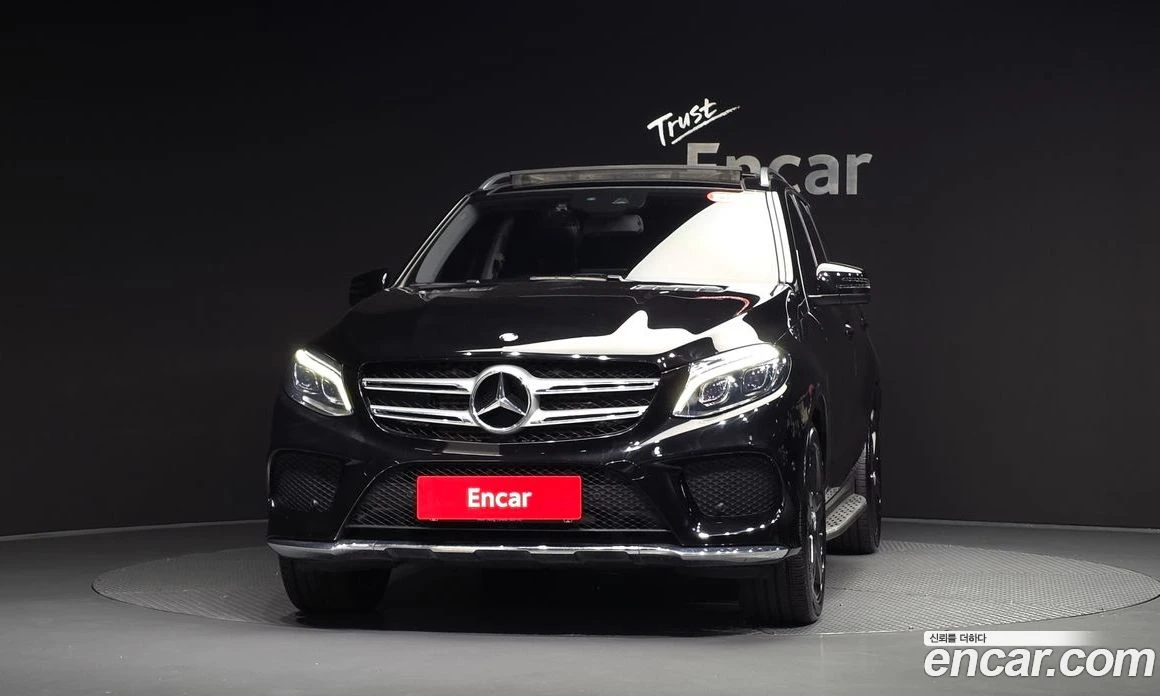 Mercedes-Benz GLE GLE350 d 4MATIC, снимка 2 - Автомобили и джипове - 56117484
