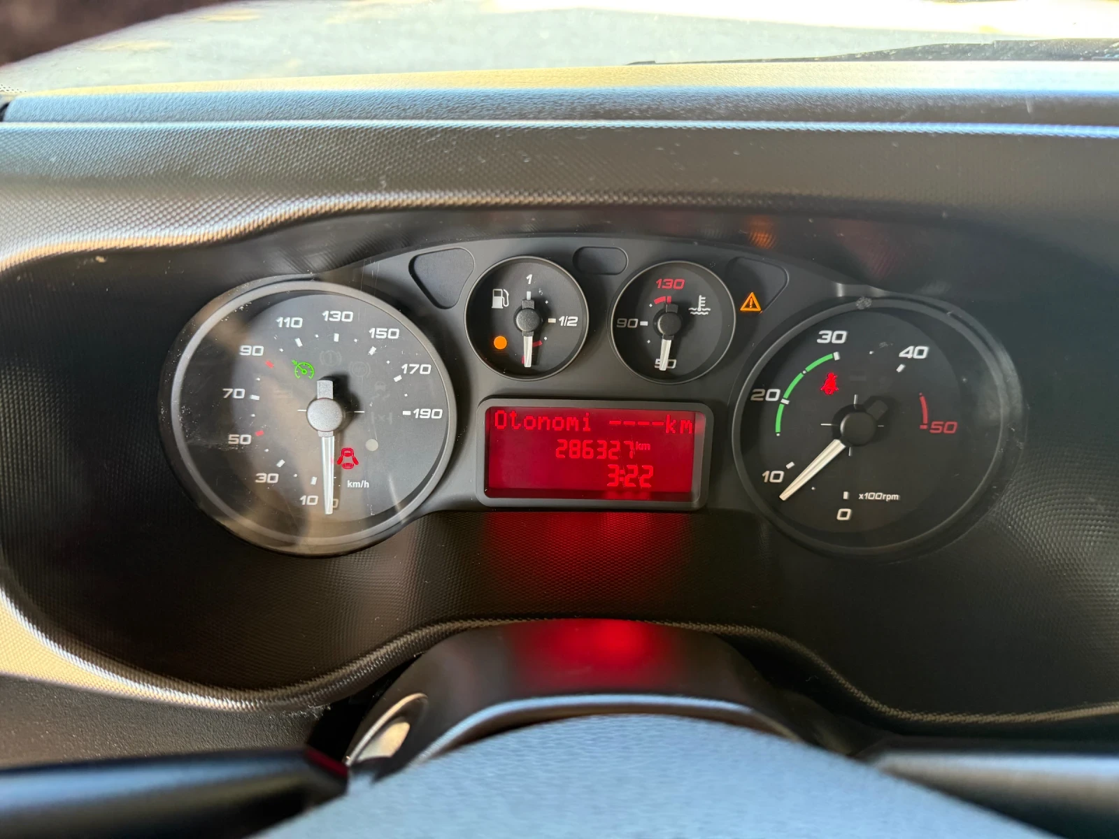 Iveco Daily 40C15* N1* ХЛАДИЛЕН* ВСИЧКИ ЕКСТРИ*  - изображение 9