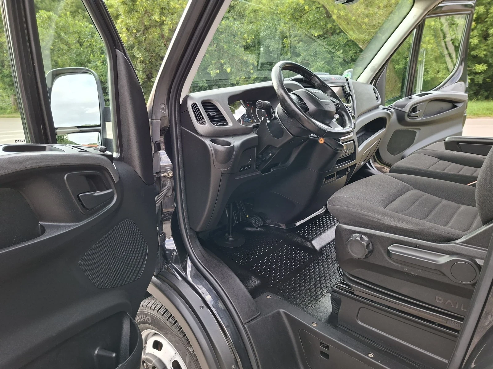 Iveco Daily 50С21* 3.5т* 6.05м* КЛИМА* LED* NAVI, снимка 9 - Бусове и автобуси - 55225812