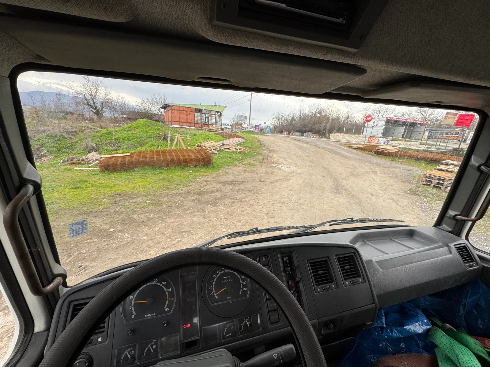 Nissan L35 3.0 TDi "B" категория, снимка 12 - Бусове и автобуси - 56072169