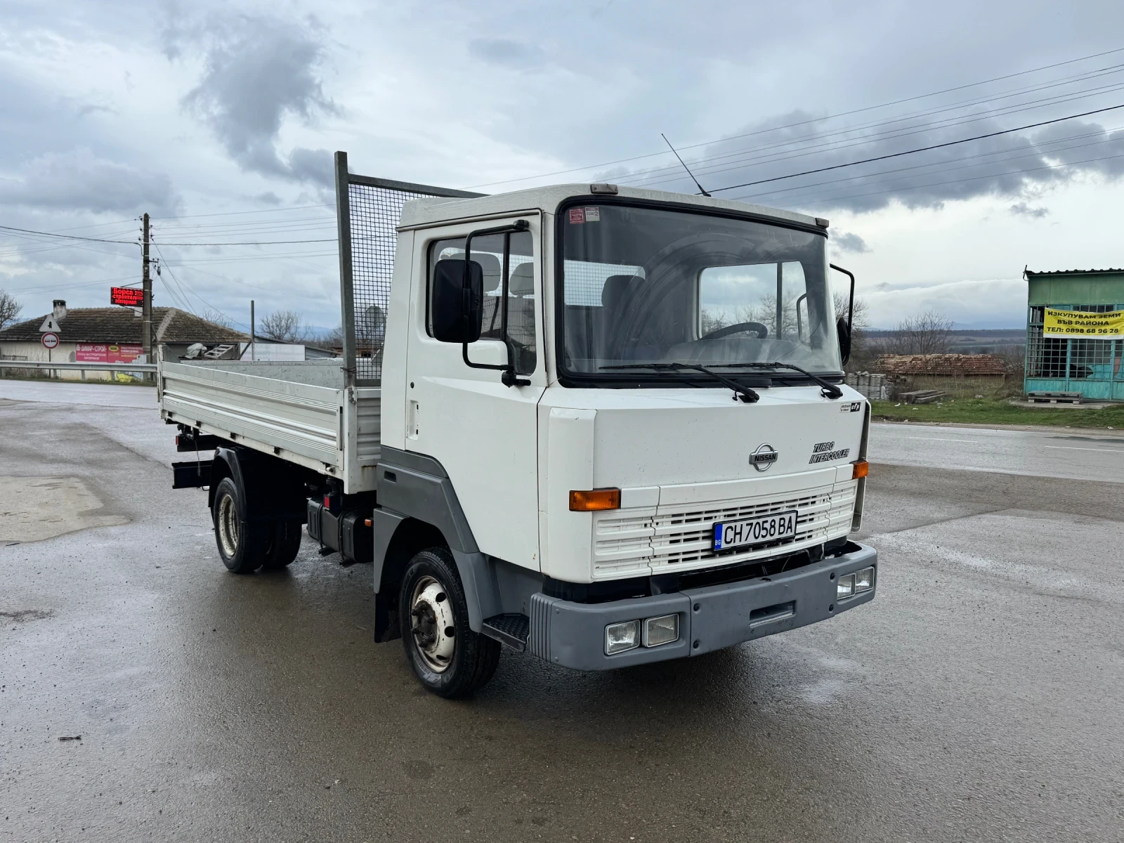 Nissan L35 3.0 TDi "B" категория, снимка 2 - Бусове и автобуси - 56072169