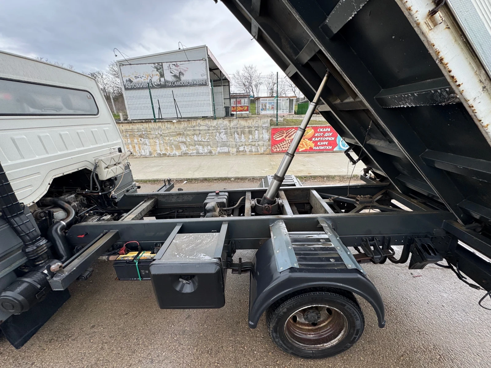 Nissan L35 3.0 TDi "B" категория, снимка 7 - Бусове и автобуси - 56072169