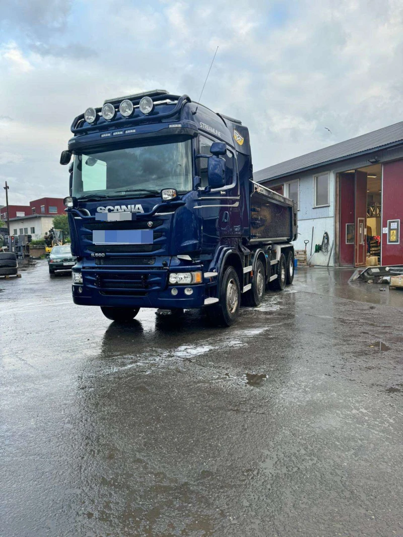 Scania R 560  8x4, снимка 1 - Камиони - 47461642