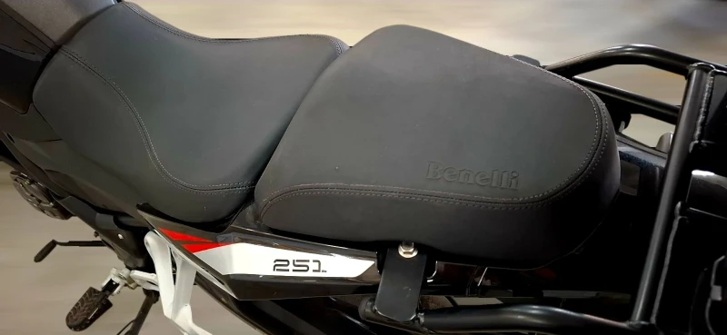 Benelli 250 TRK 251, снимка 11 - Мотоциклети и мототехника - 52974889