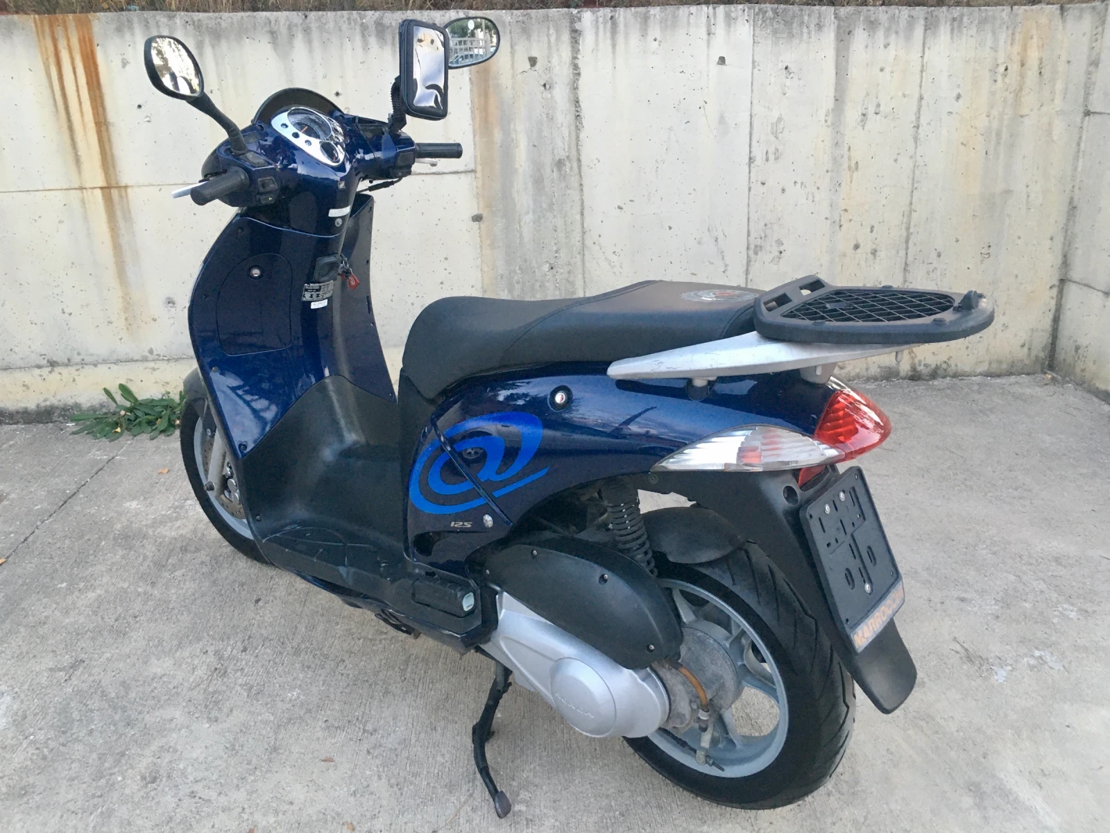Honda Sh Nes 125 - изображение 6