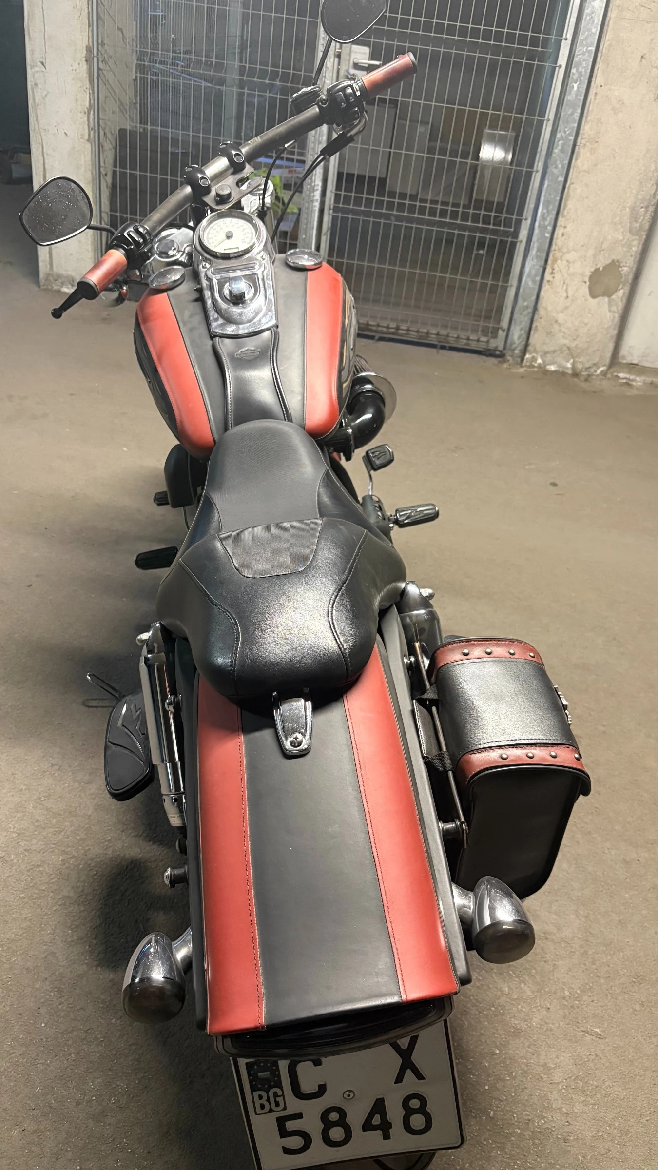 Harley-Davidson Dyna FXDF Fat Bob, снимка 10 - Мотоциклети и мототехника - 55706246