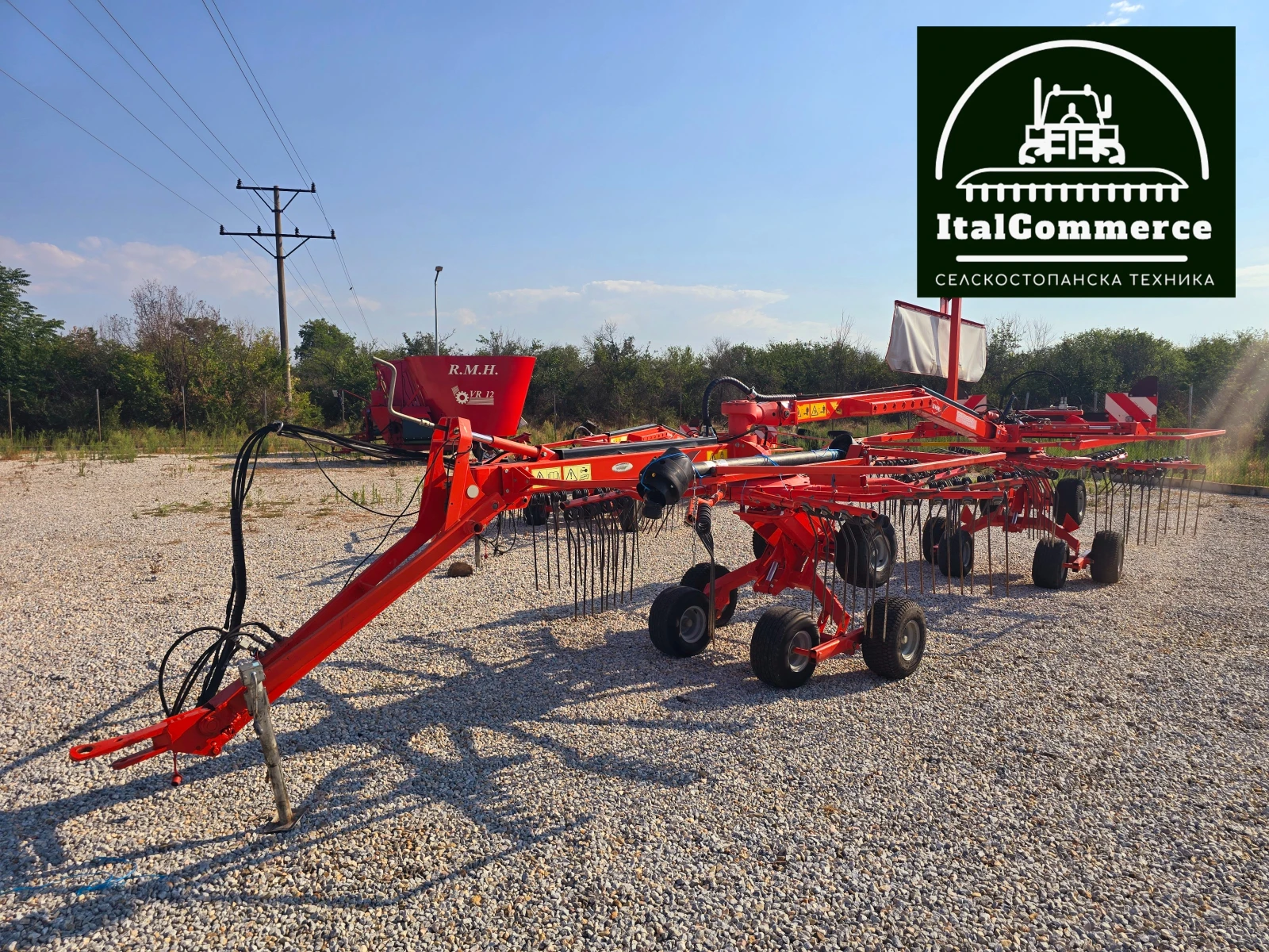 Сенообръщачка KUHN 6632, снимка 2 - Селскостопанска техника - 55606185