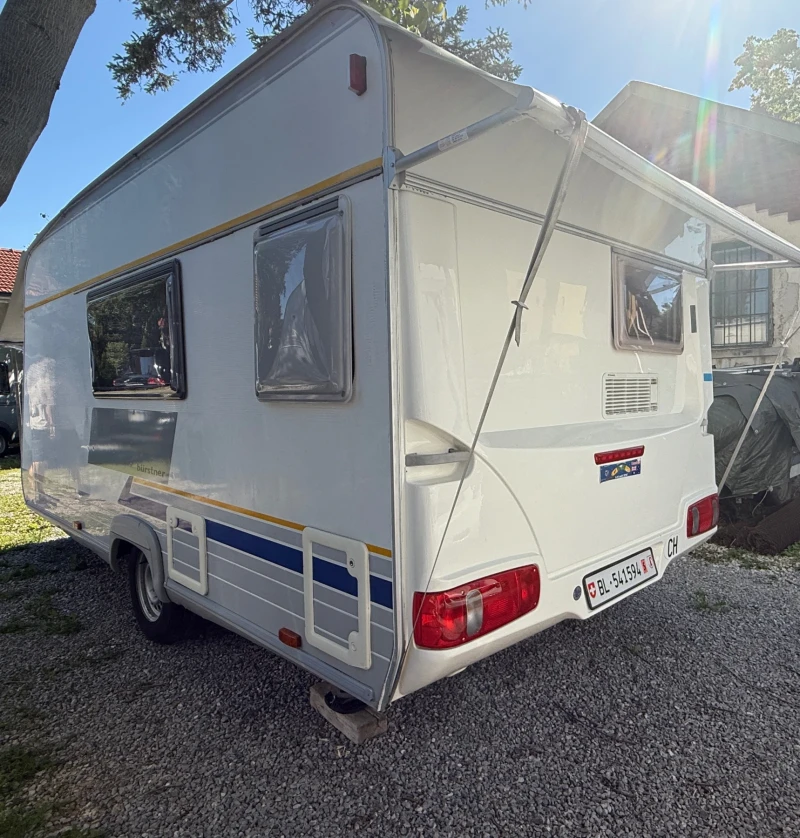 Каравана Burstner Ventana , снимка 3 - Каравани и кемпери - 50419625