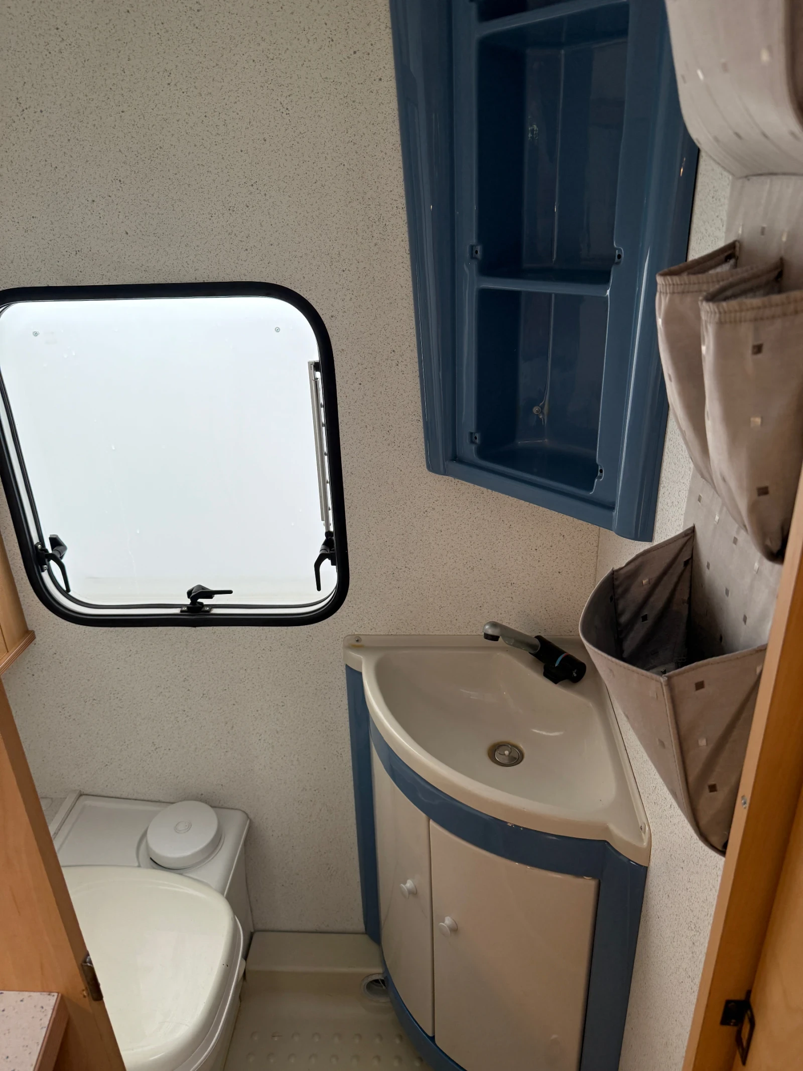  Burstner Ventana  | Mobile.bg   11