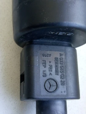 помпа за чистачки на Mercedes-Benz A 033 545 02 28, снимка 3