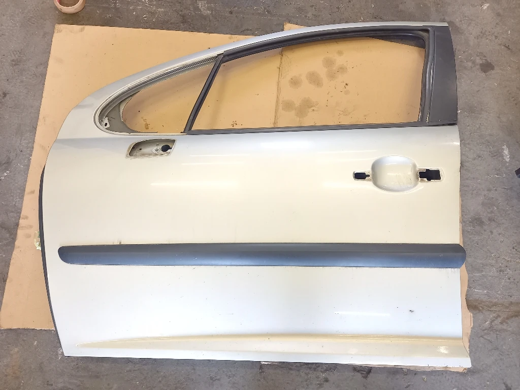 ����� ������ ���� ���� 207SW | Mobile.bg � ����������� 1