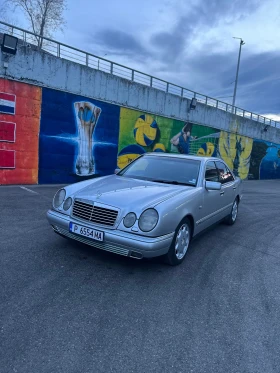 Mercedes-Benz E 430 САМО ЗАДНО - изображение 1