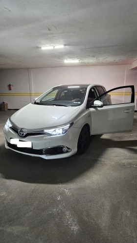 Toyota Auris - 15000 € / 29337.45 лв. - 45643093 2