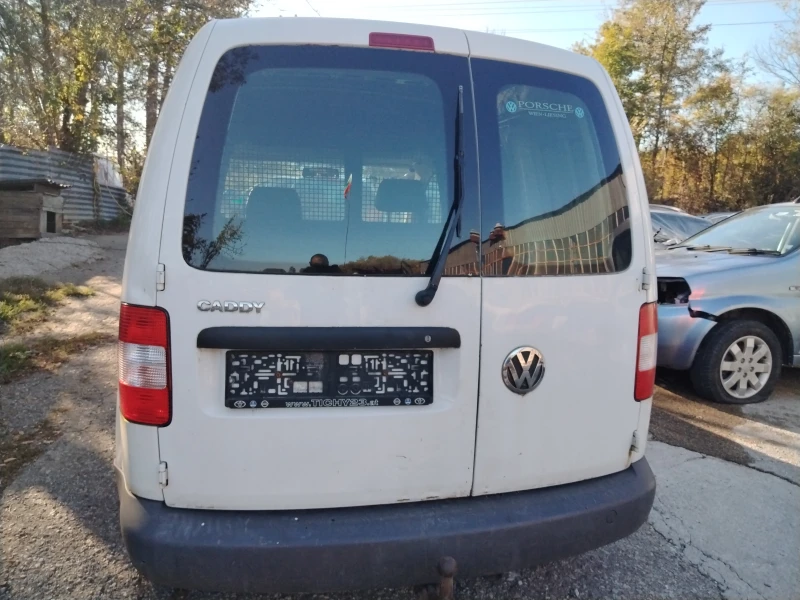 VW Caddy 2.0sdi, снимка 4 - Автомобили и джипове - 47686580