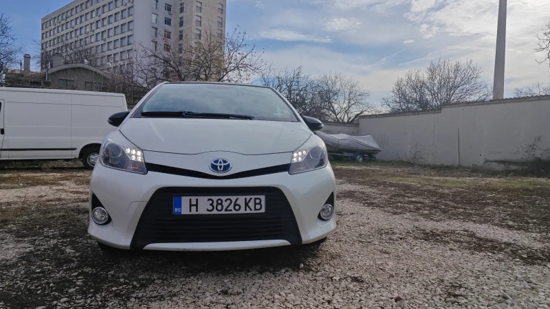 Toyota Yaris, снимка 2 - Автомобили и джипове - 48418737