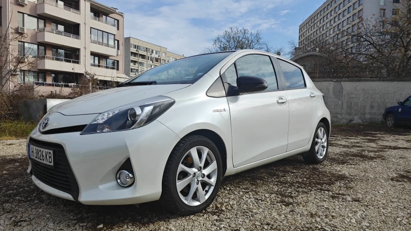 Toyota Yaris, снимка 1 - Автомобили и джипове - 48418737