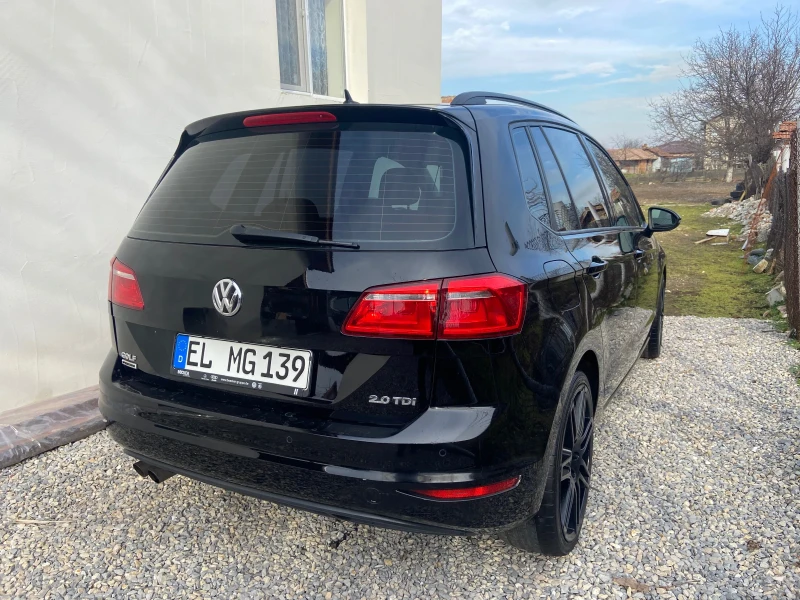 VW Golf, снимка 4 - Автомобили и джипове - 49006311