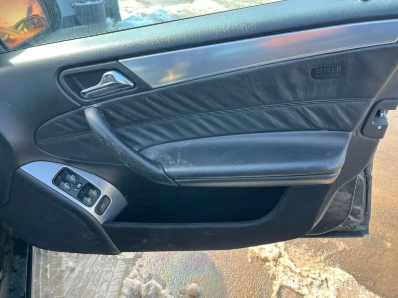 Mercedes-Benz C 180 271, снимка 8 - Автомобили и джипове - 49304107