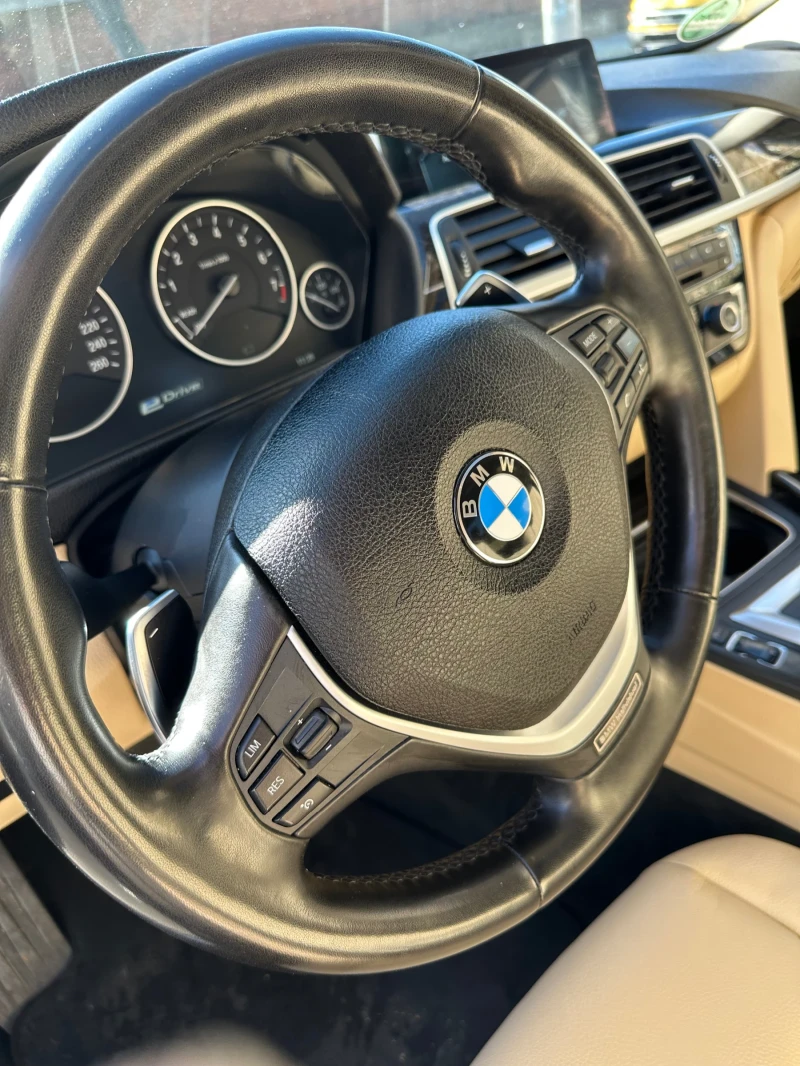 BMW 330 BMW 330e Plug in Hybrid Harman Kardon, снимка 6 - Автомобили и джипове - 52630008