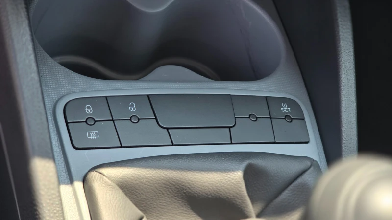 Seat Ibiza 1.2 * ПЕРФЕКТЕН* , снимка 14 - Автомобили и джипове - 50642151