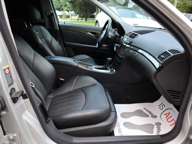 Mercedes-Benz E 55 AMG Harman Kardon/Memory/Navi/BiXenon, снимка 4 - Автомобили и джипове - 50747523