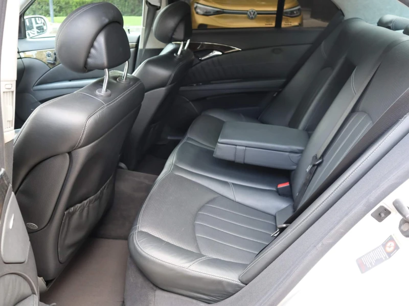 Mercedes-Benz E 55 AMG Harman Kardon/Memory/Navi/BiXenon, снимка 10 - Автомобили и джипове - 50747523