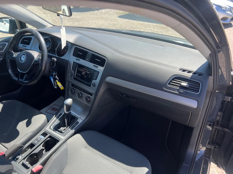 VW Golf 1.4 TGI, снимка 14 - Автомобили и джипове - 51566868