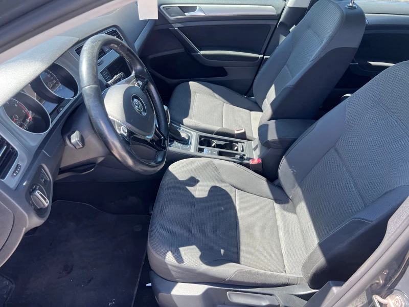 VW Golf 1.4 TGI, снимка 9 - Автомобили и джипове - 51566868