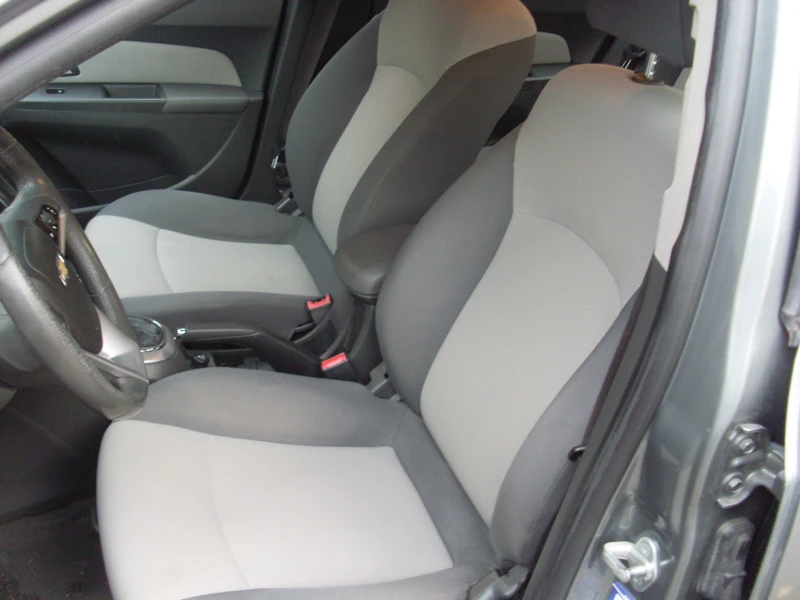 Chevrolet Cruze 2.0 VCDI, снимка 10 - Автомобили и джипове - 52452127