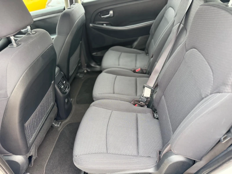 Kia Carens Facelift TOP TOP TOP , снимка 10 - Автомобили и джипове - 53284570